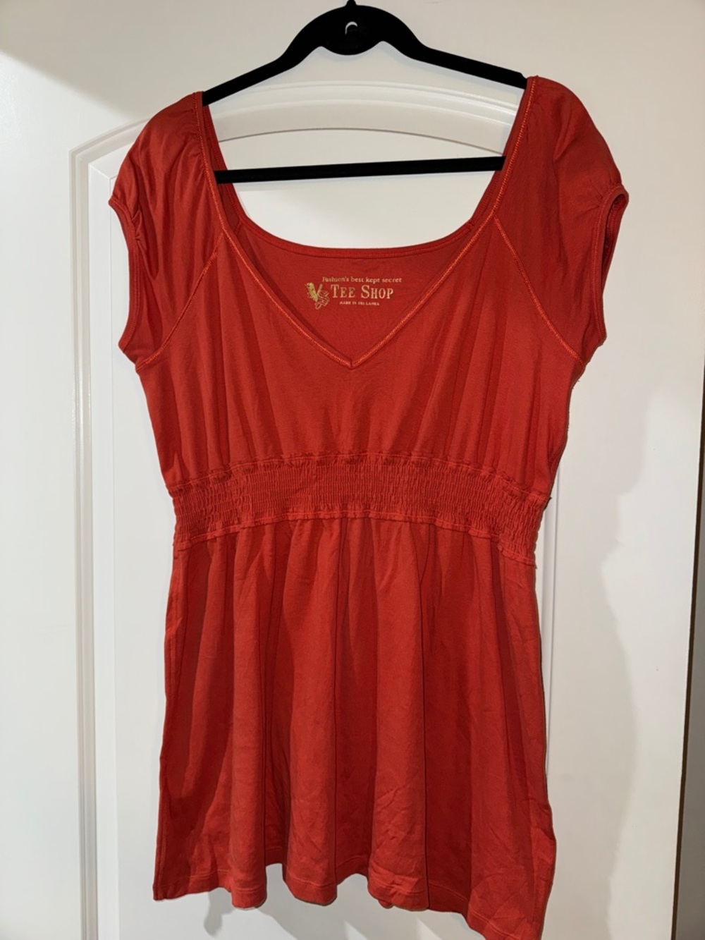 VS Women's Scoop Neck Short Sleeve Top